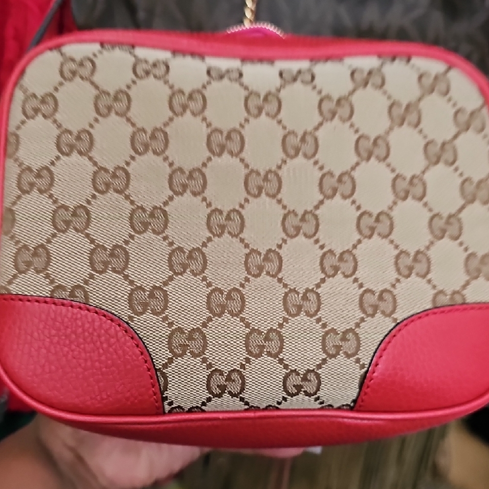 Vintage Authentic Gucci Crossbody Bag – Red Leather Trim